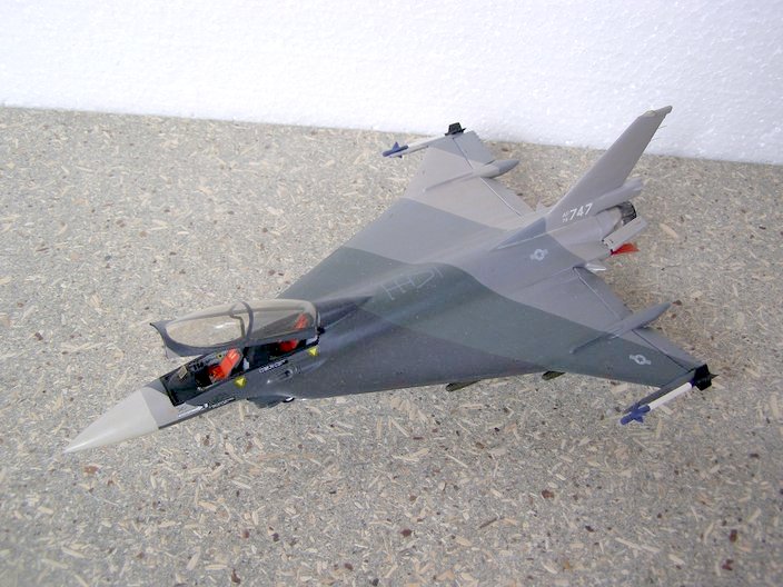 F-16XL-B